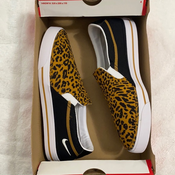 nike leopard slip on